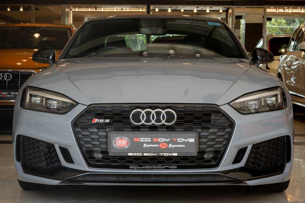 Audi RS5 Coupe