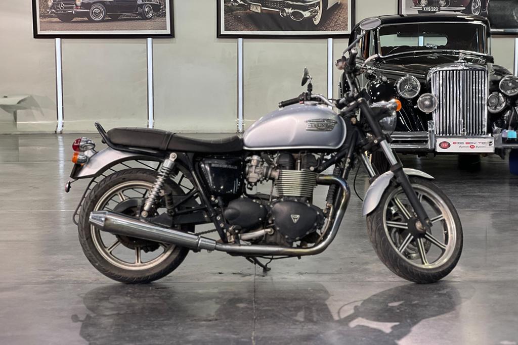 Triumph Bonneville