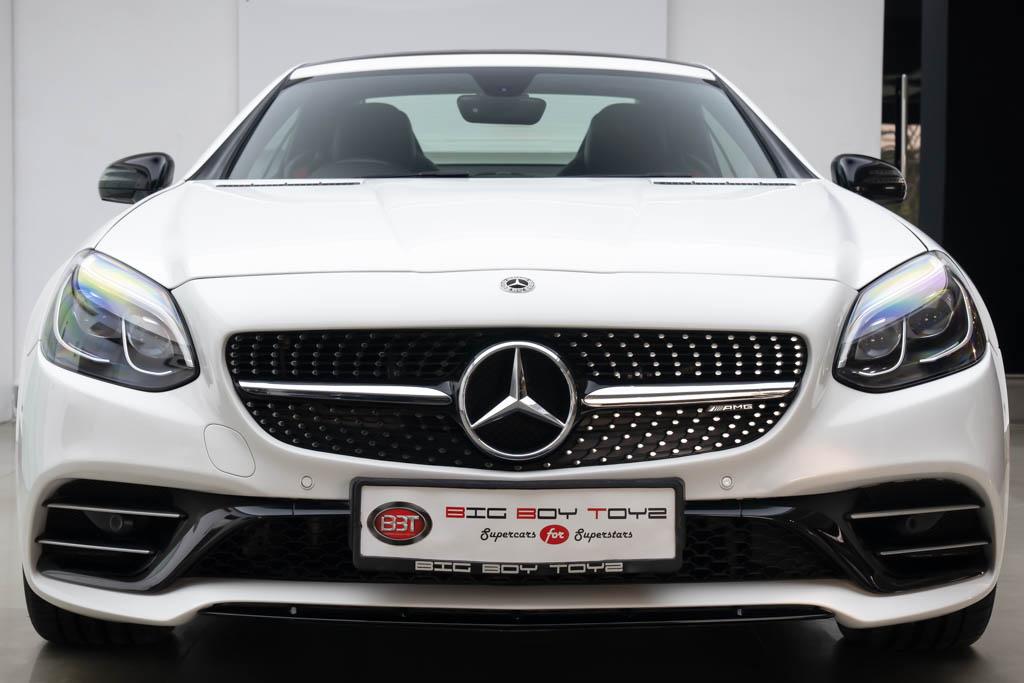 Mercedes Benz SLC 43 AMG 