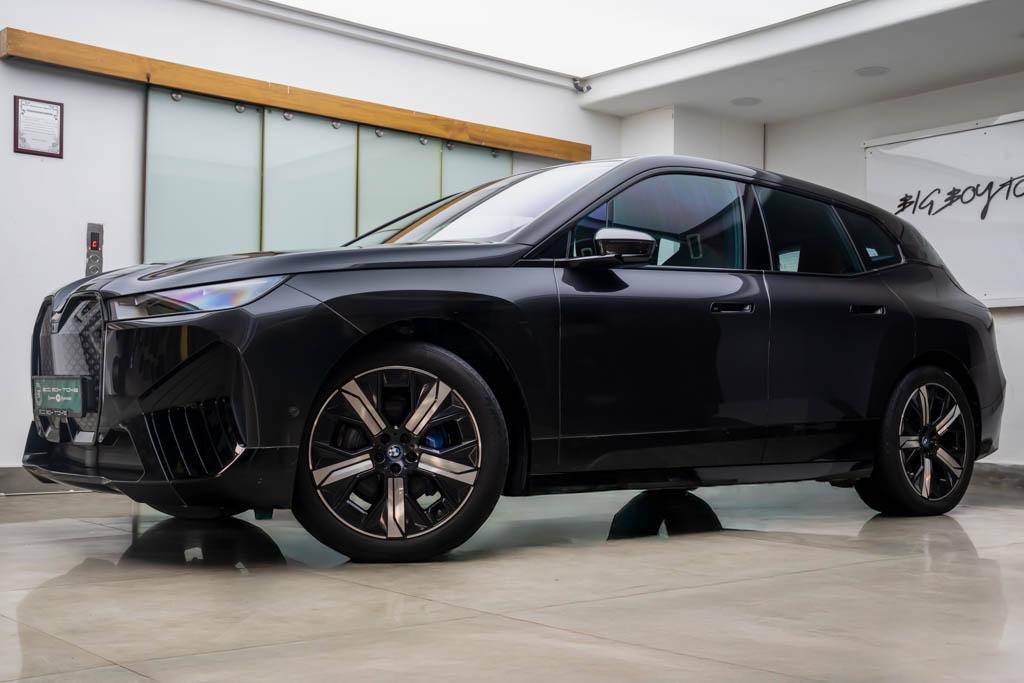 BMW IX XDRIVE40